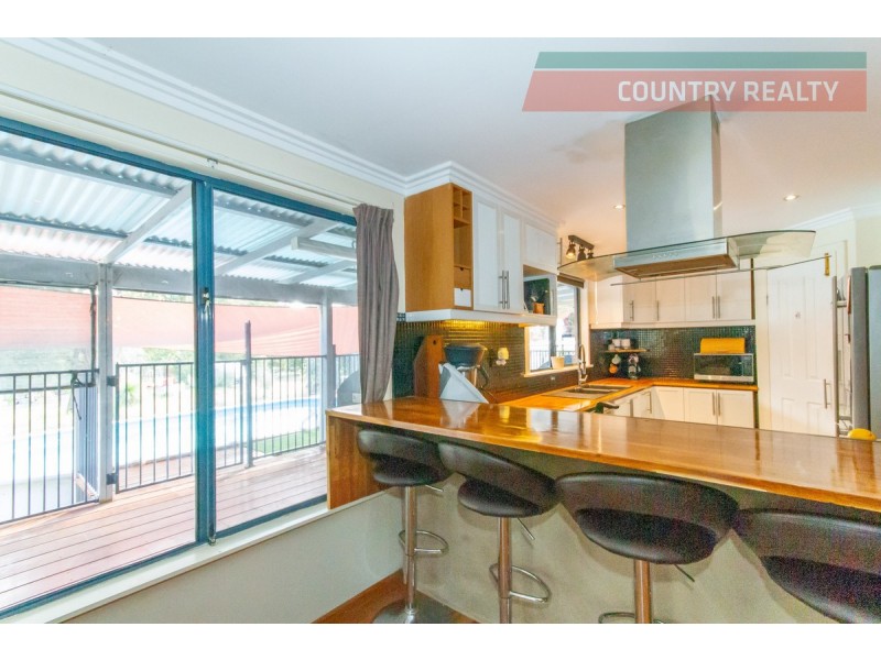 241 Sandplain Road, Toodyay WA 6566