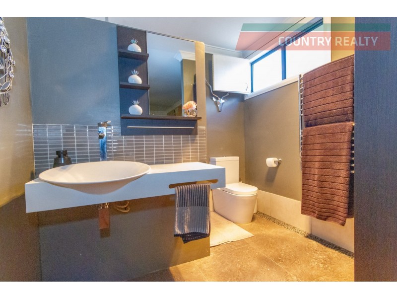 241 Sandplain Road, Toodyay WA 6566