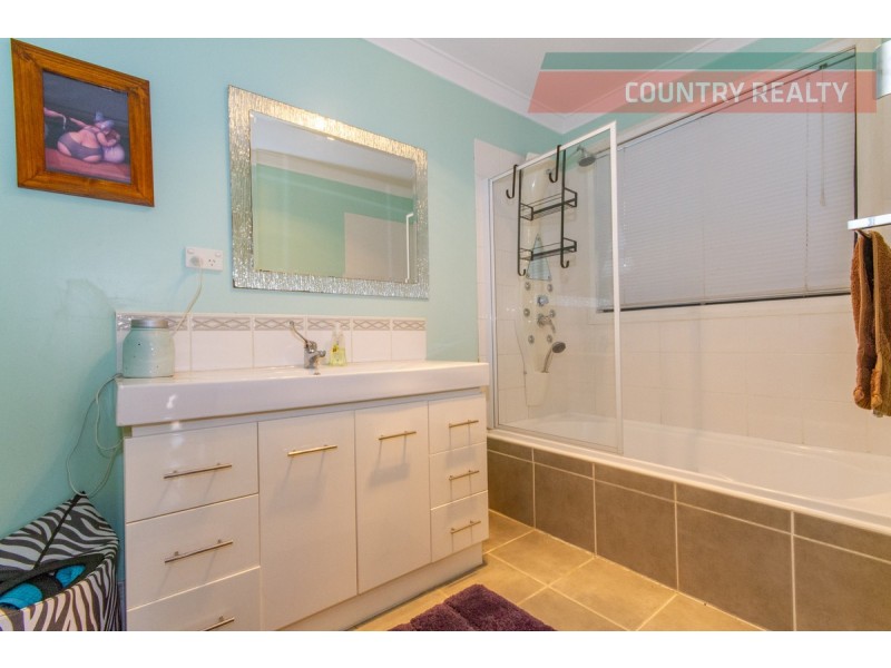 241 Sandplain Road, Toodyay WA 6566