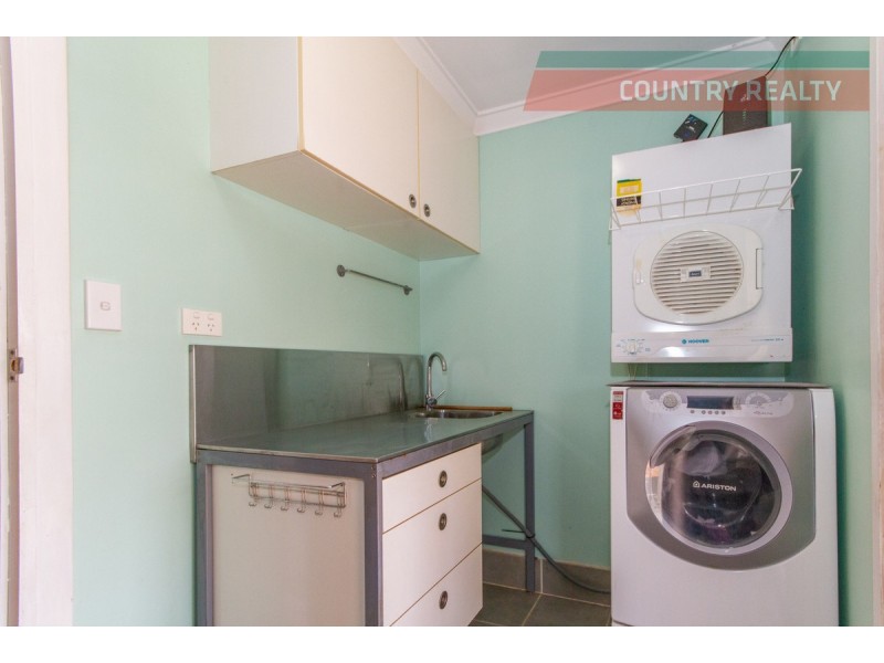 241 Sandplain Road, Toodyay WA 6566