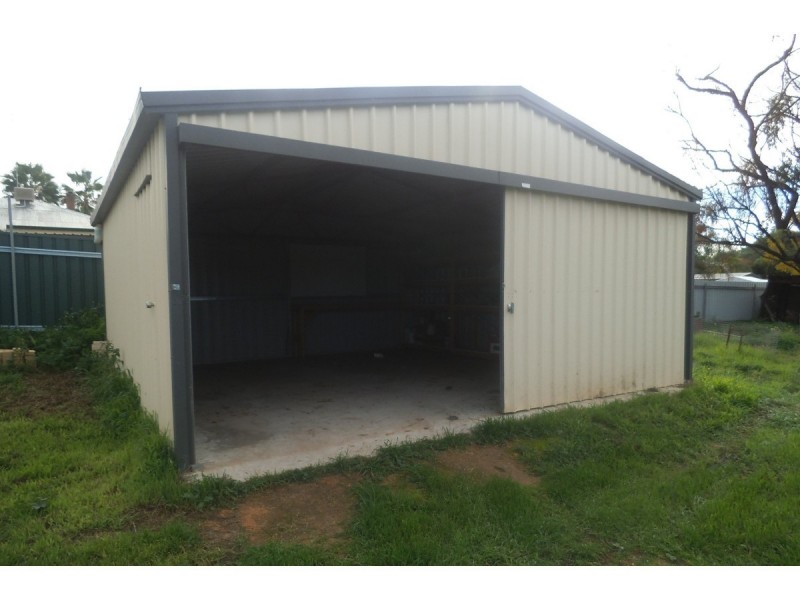 6 Newcastle Road, Northam WA 6401