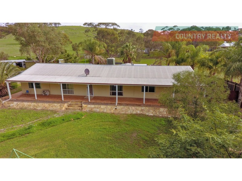 69 Julimar Road, Toodyay WA 6566