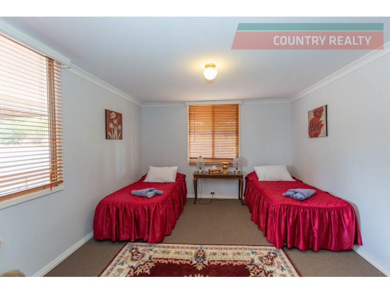 99 Range Road, Toodyay WA 6566