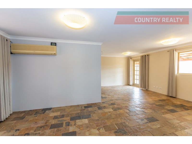 121 Coondle Drive, Toodyay WA 6566