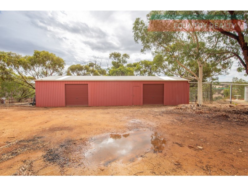 121 Coondle Drive, Toodyay WA 6566