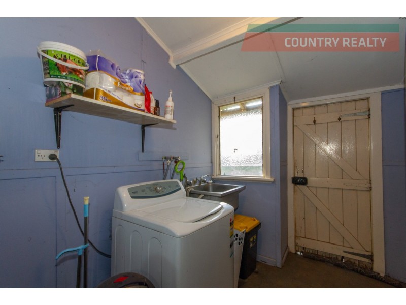 150 Sand Spring Road, Toodyay WA 6566