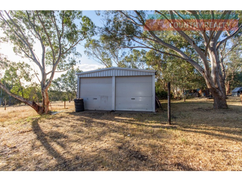 150 Sand Spring Road, Toodyay WA 6566
