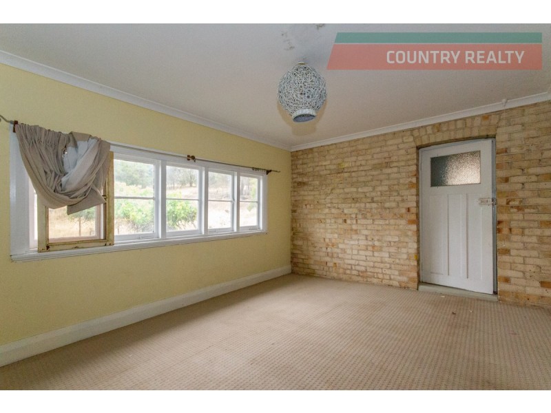 55 Refractory Road, Clackline WA 6564