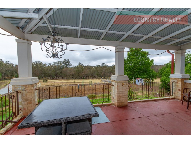 55 Refractory Road, Clackline WA 6564