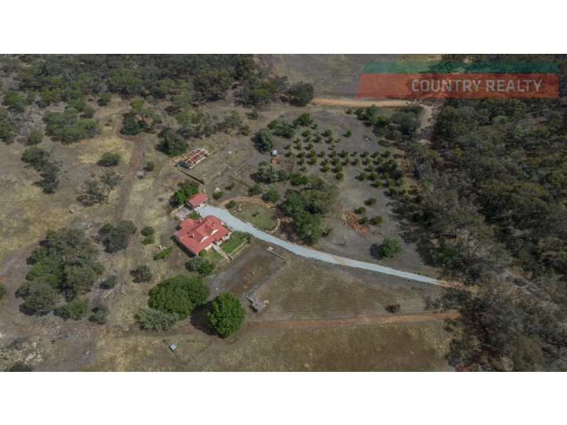 55 Refractory Road, Clackline WA 6564
