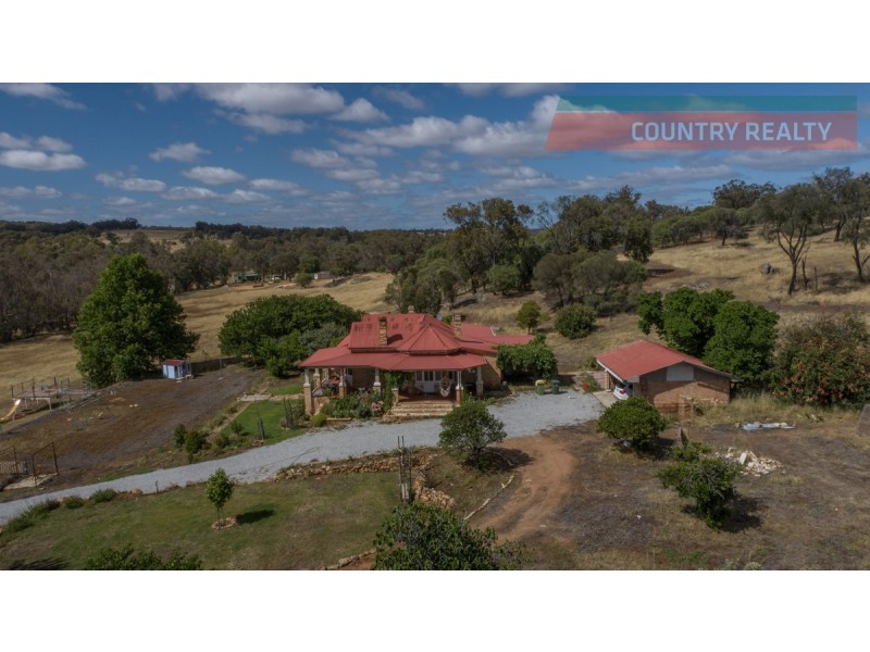 55 Refractory Road, Clackline WA 6564