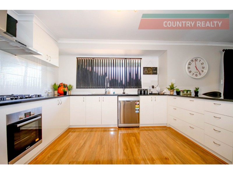 11 Weir Road, Toodyay WA 6566