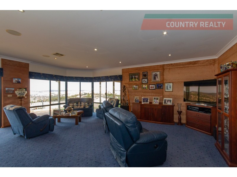 95 Dawson Road, Dumbarton WA 6566