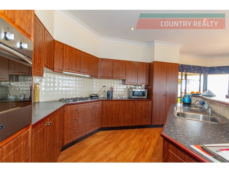 95 Dawson Road, Dumbarton WA 6566