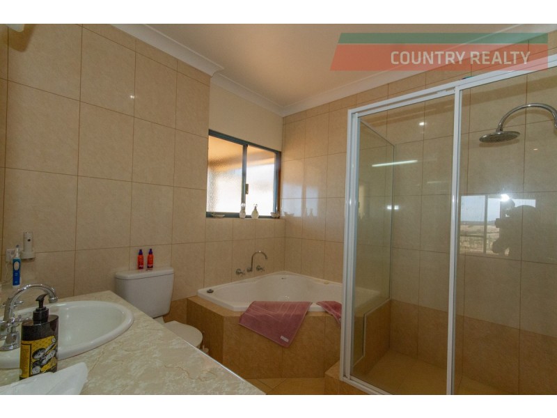 95 Dawson Road, Dumbarton WA 6566