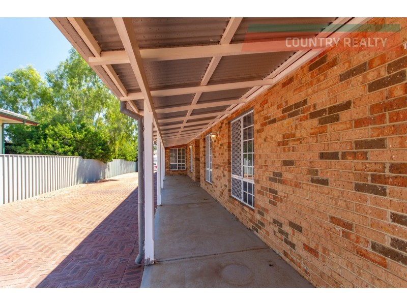 16 Gibbings Street, Northam WA 6401