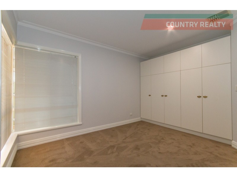 16 Gibbings Street, Northam WA 6401