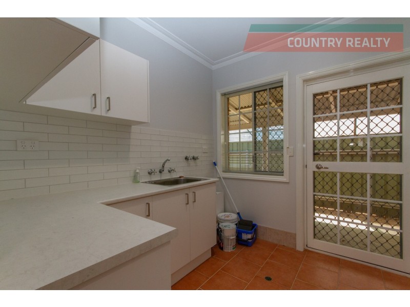 16 Gibbings Street, Northam WA 6401