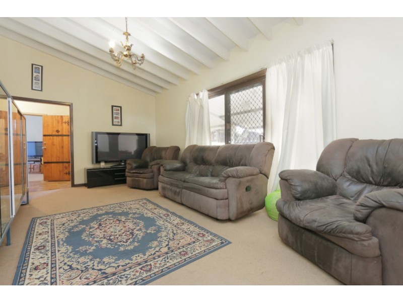 11 Gibbings Street, Northam WA 6401