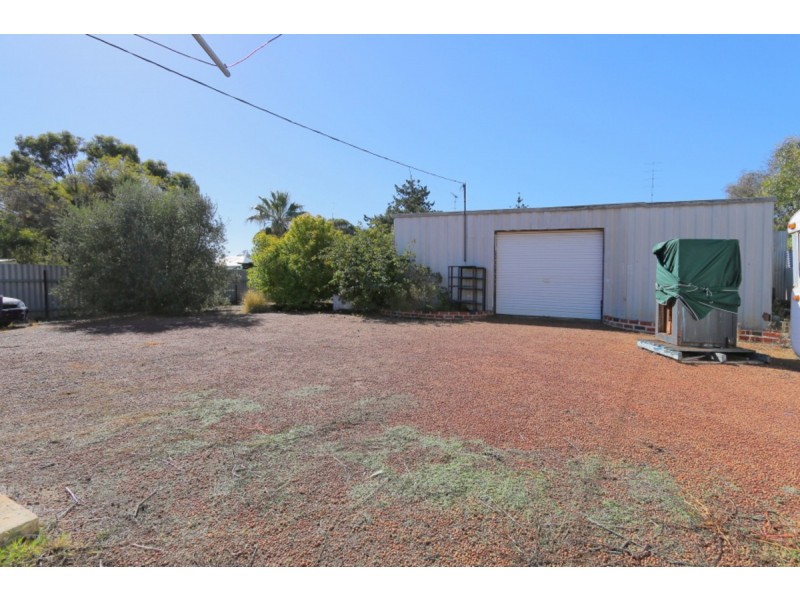 11 Gibbings Street, Northam WA 6401