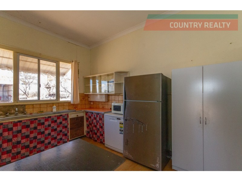 774 Bebakine Road, Mumberkine WA 6401