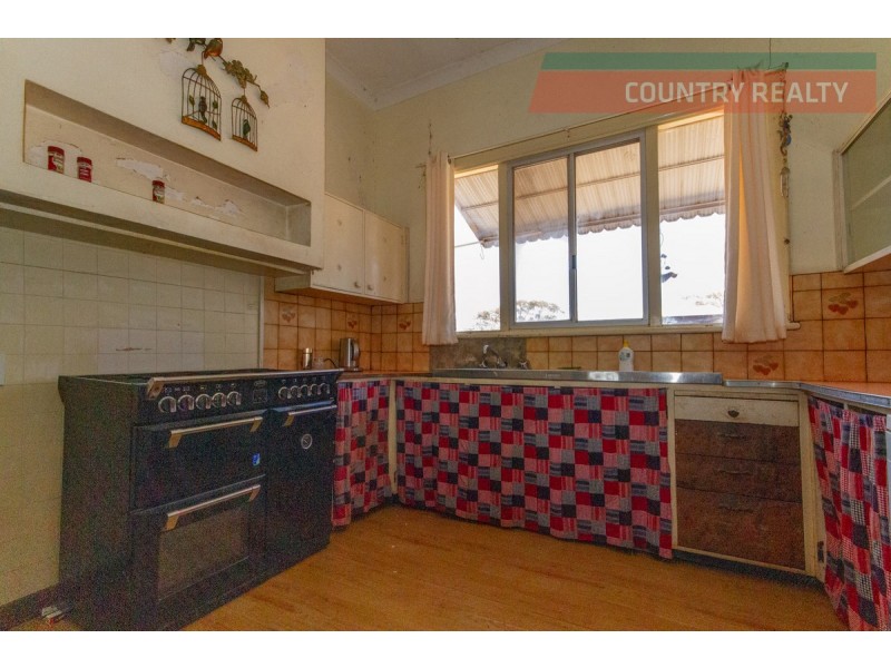 774 Bebakine Road, Mumberkine WA 6401