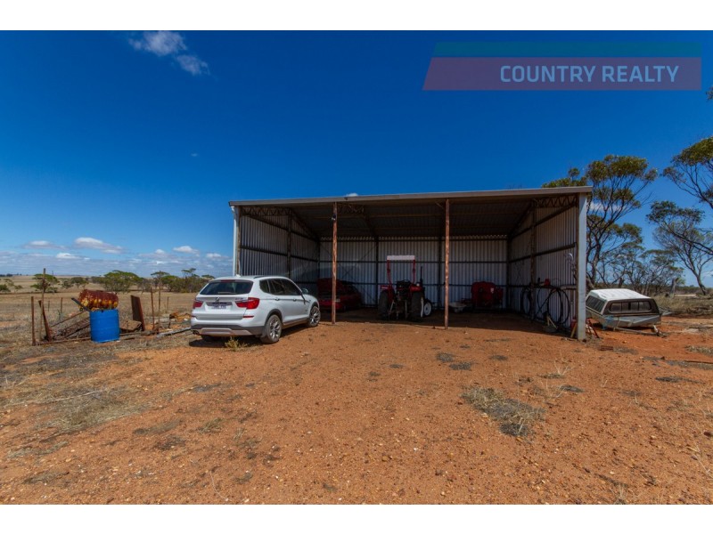 774 Bebakine Road, Mumberkine WA 6401