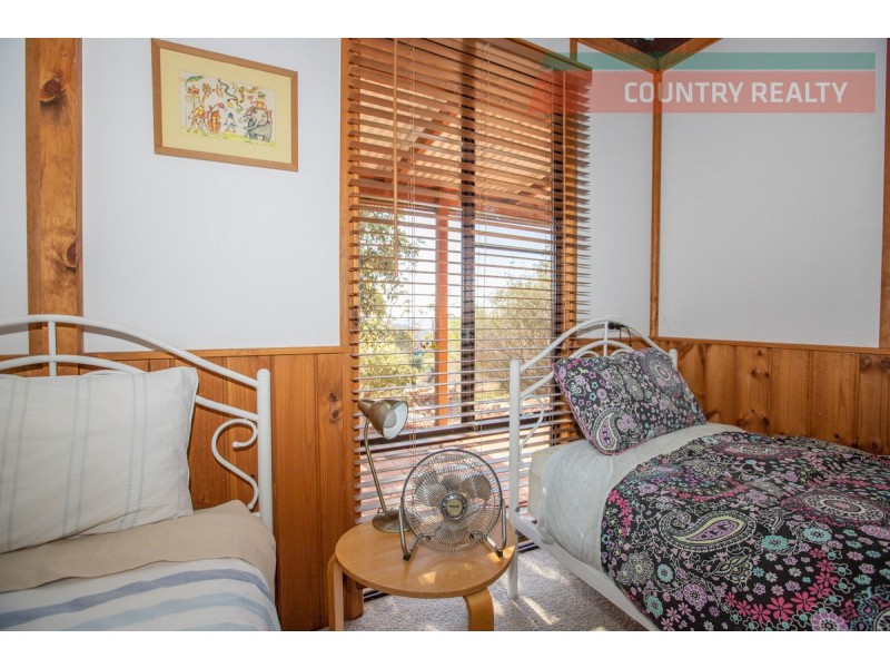 45 Adenanthus Road, Toodyay WA 6566