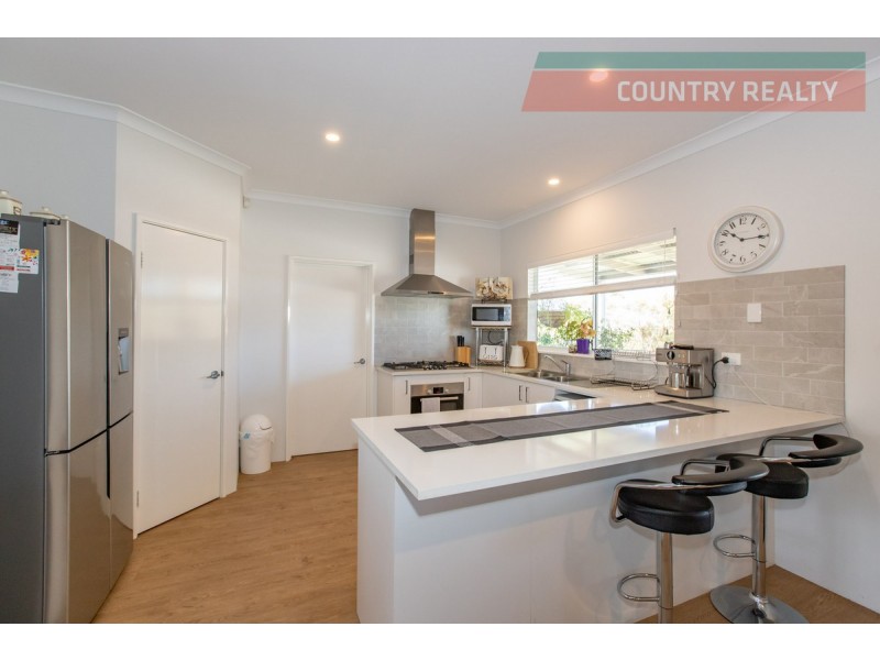 13 Gadsdon Pass, Nunile WA 6566