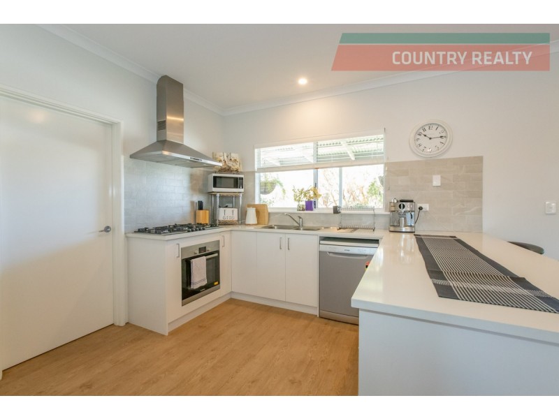 13 Gadsdon Pass, Nunile WA 6566
