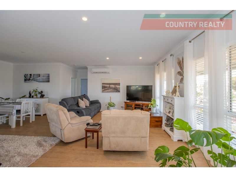 13 Gadsdon Pass, Nunile WA 6566