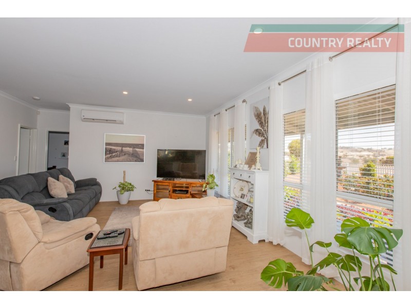 13 Gadsdon Pass, Nunile WA 6566