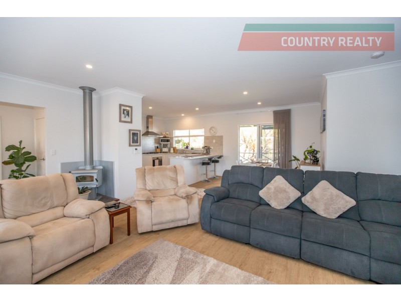 13 Gadsdon Pass, Nunile WA 6566
