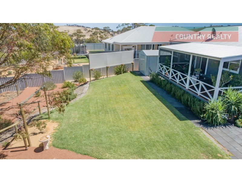 13 Gadsdon Pass, Nunile WA 6566