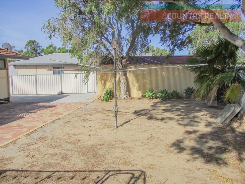 14 Martin Street, Northam WA 6401