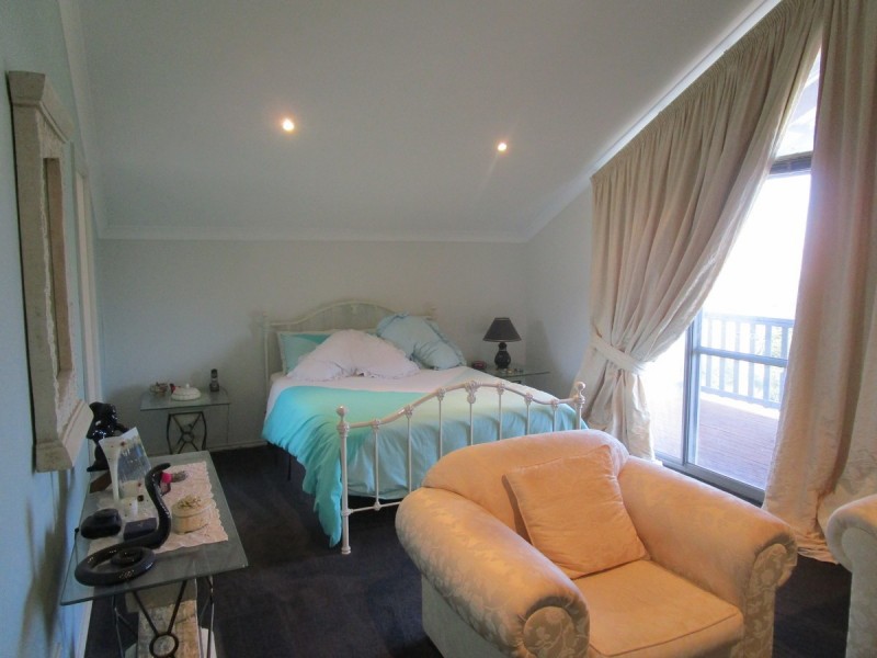 217 Coondle Drive, Toodyay WA 6566