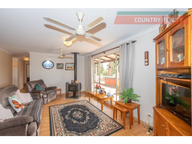 38 Fargo Way, Toodyay WA 6566