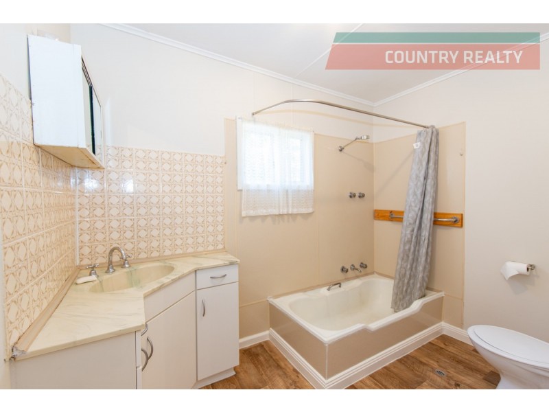 8 Gregory Street, Northam WA 6401