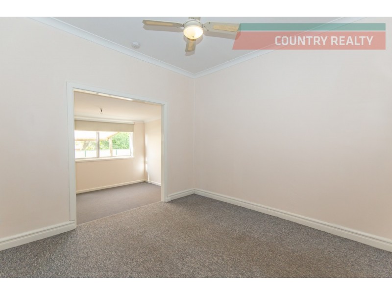 8 Gregory Street, Northam WA 6401