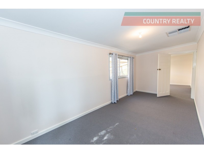 8 Gregory Street, Northam WA 6401