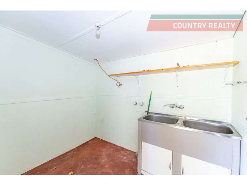 8 Gregory Street, Northam WA 6401