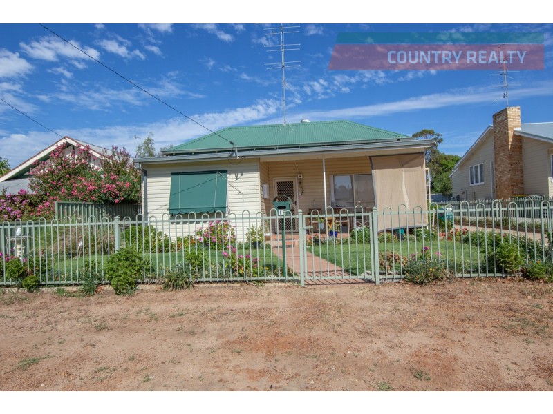15 Weld Street, Northam WA 6401