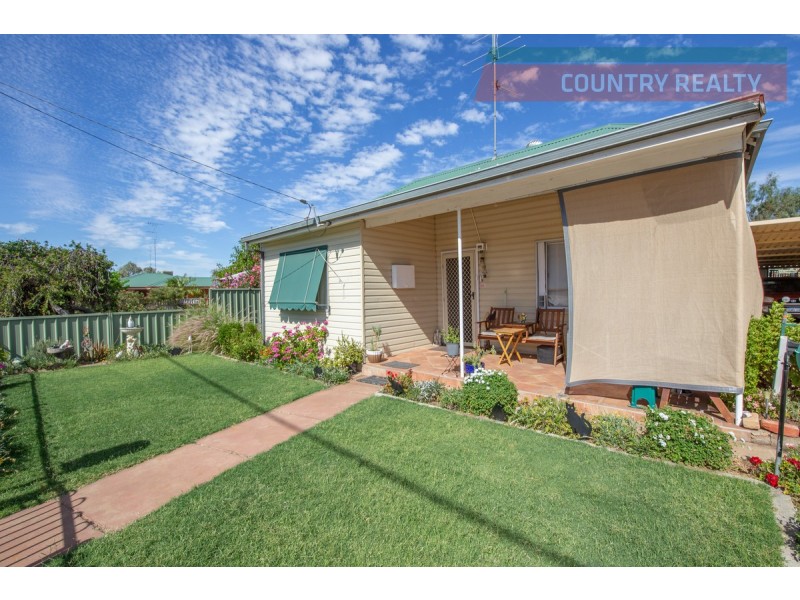 15 Weld Street, Northam WA 6401