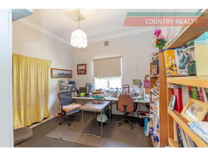 15 Weld Street, Northam WA 6401