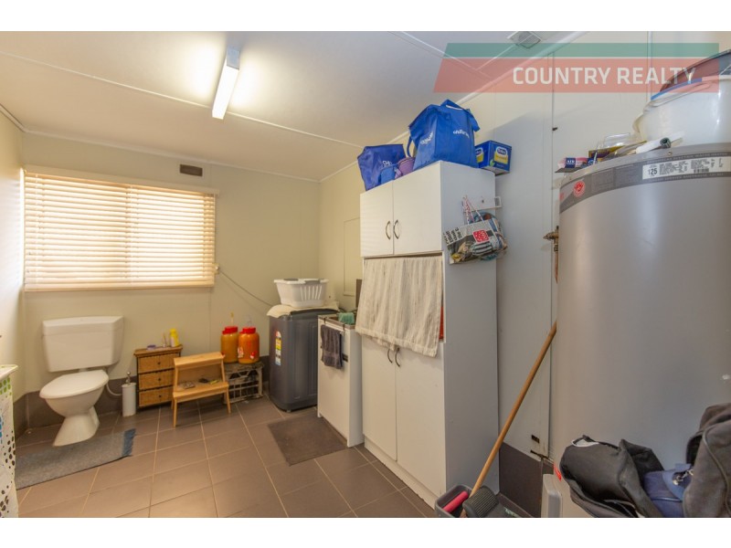 15 Weld Street, Northam WA 6401