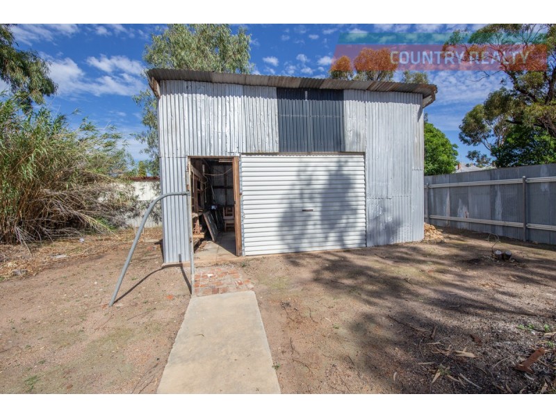 15 Weld Street, Northam WA 6401