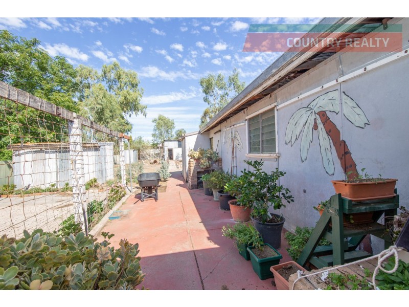 15 Weld Street, Northam WA 6401