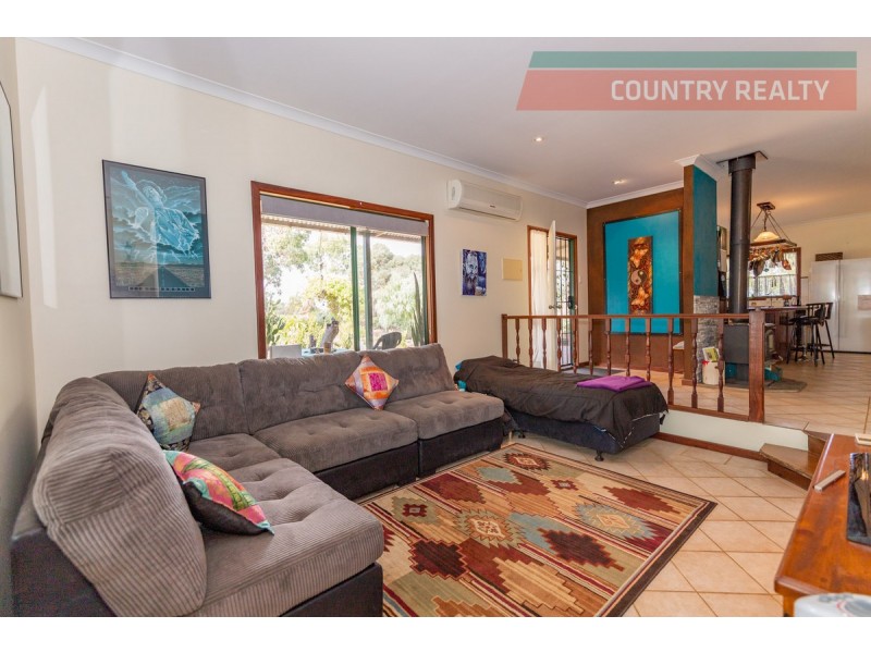 6 Red Gum Circle, Toodyay WA 6566