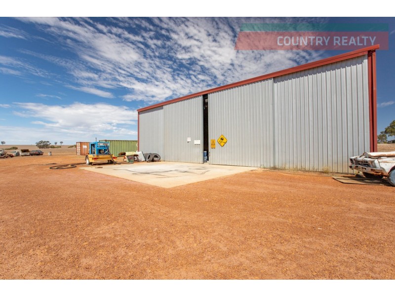 388 Hulongine Road, Jennacubbine WA 6401