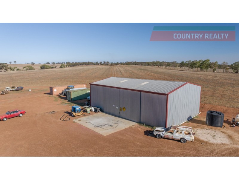 388 Hulongine Road, Jennacubbine WA 6401